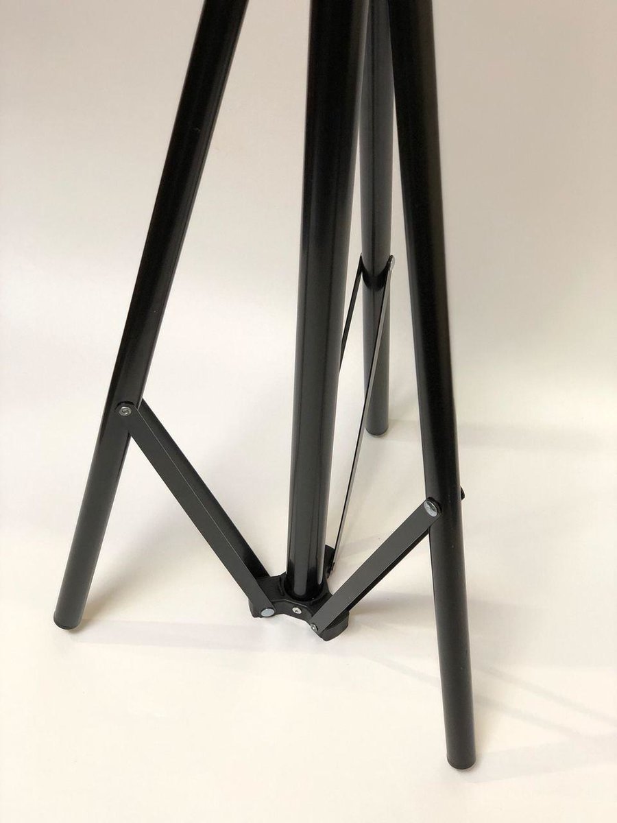 Штатив-тринога складний, для студійних і кільцевих ламп висотою 2,1 m на малюнкі №4