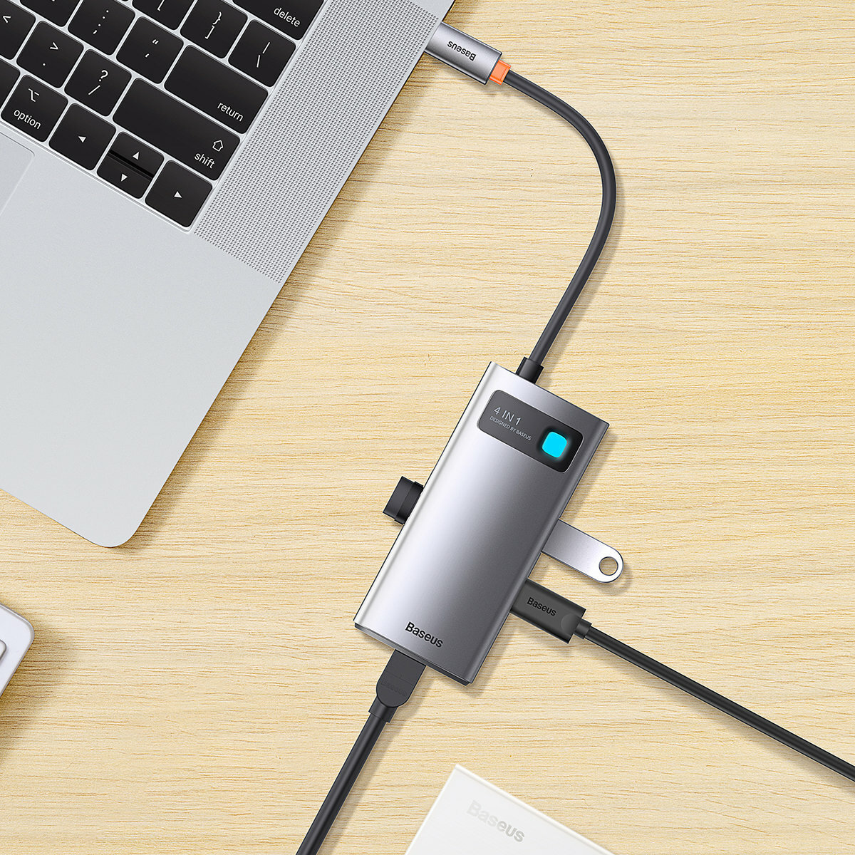 USB-хаб Baseus Metal Gleam Series 4-in-1 Multifunctional Type-C HUB Docking Station Gray (Type-C to USB3.0*3+RJ45*1) Фотографія №5 USB-хаб Baseus Metal Gleam Series 4-in-1 Multifunctional Type-C HUB Docking Station Gray (Type-C to USB3.0*3+RJ45*1) на малюнкі №5