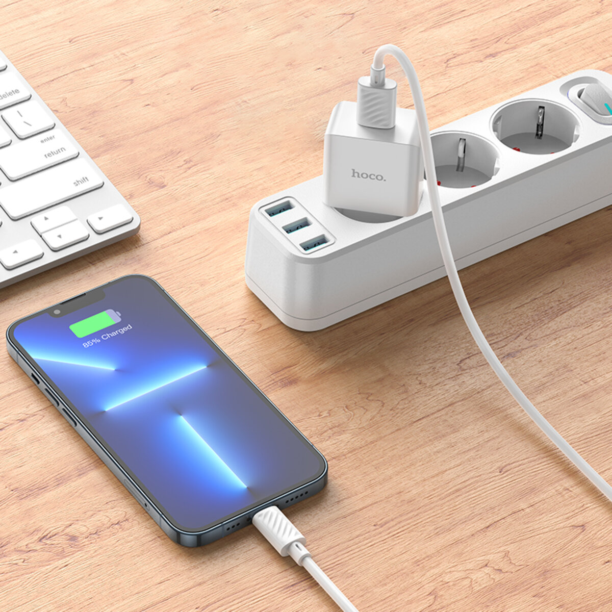Мережевий зарядний пристрій HOCO C106A Leisure single port charger set(iP) 10.5W White Фотографія №7 Мережевий зарядний пристрій HOCO C106A Leisure single port charger set(iP) 10.5W White на малюнкі №7