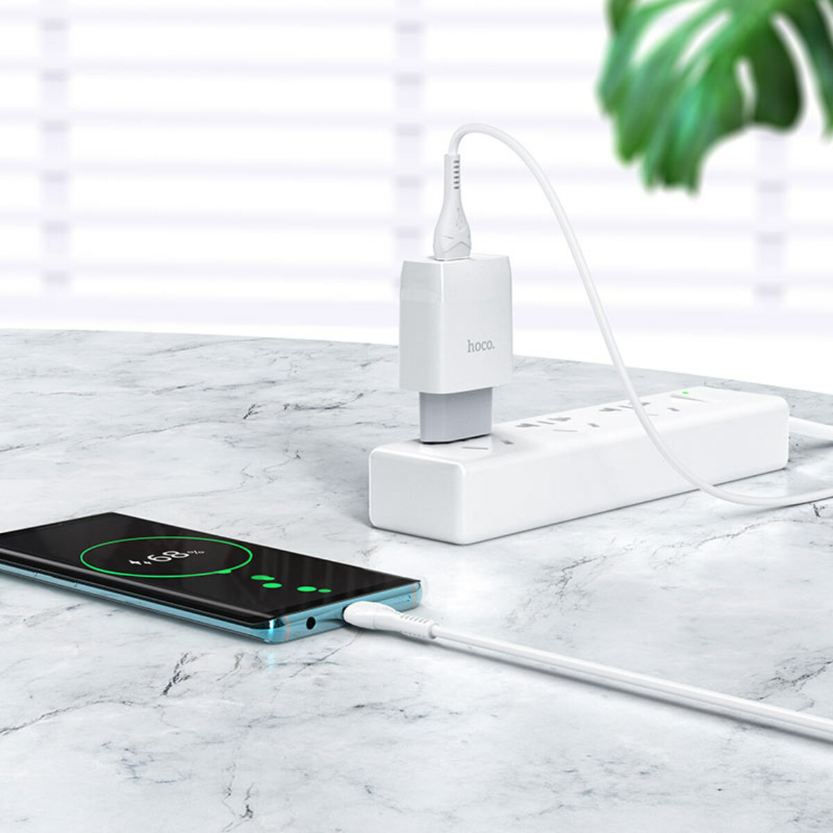 Мережевий зарядний пристрій HOCO C72Q Glorious single port QC3.0 charger set(Type-C) 18W White на картинке №3
