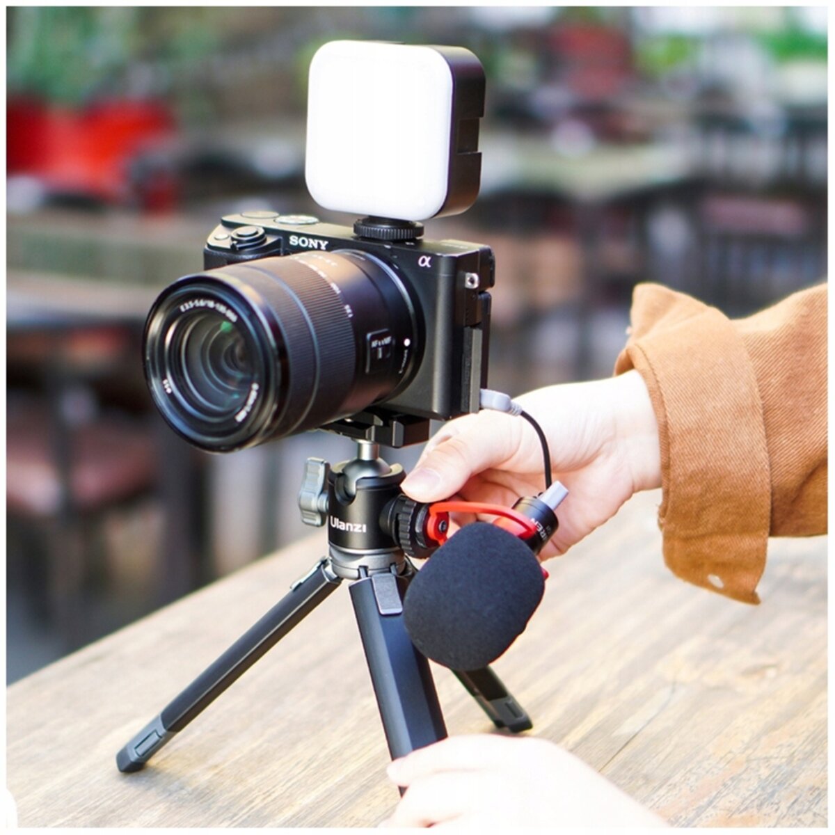 Штатив Ulanzi Vijim Metal Mini Tripod (UV-2315 MT-22) (UV-2315) на картинке №8