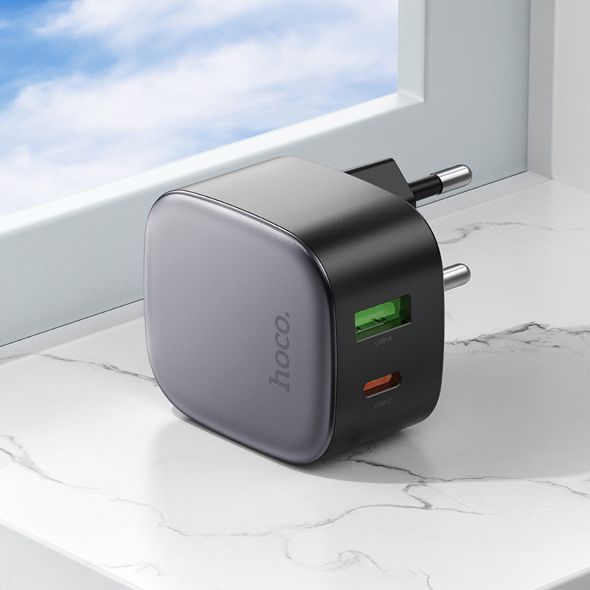 Мережевий зарядний пристрій HOCO CS32A Rise PD20W+QC3.0 charger Black на картинке №8
