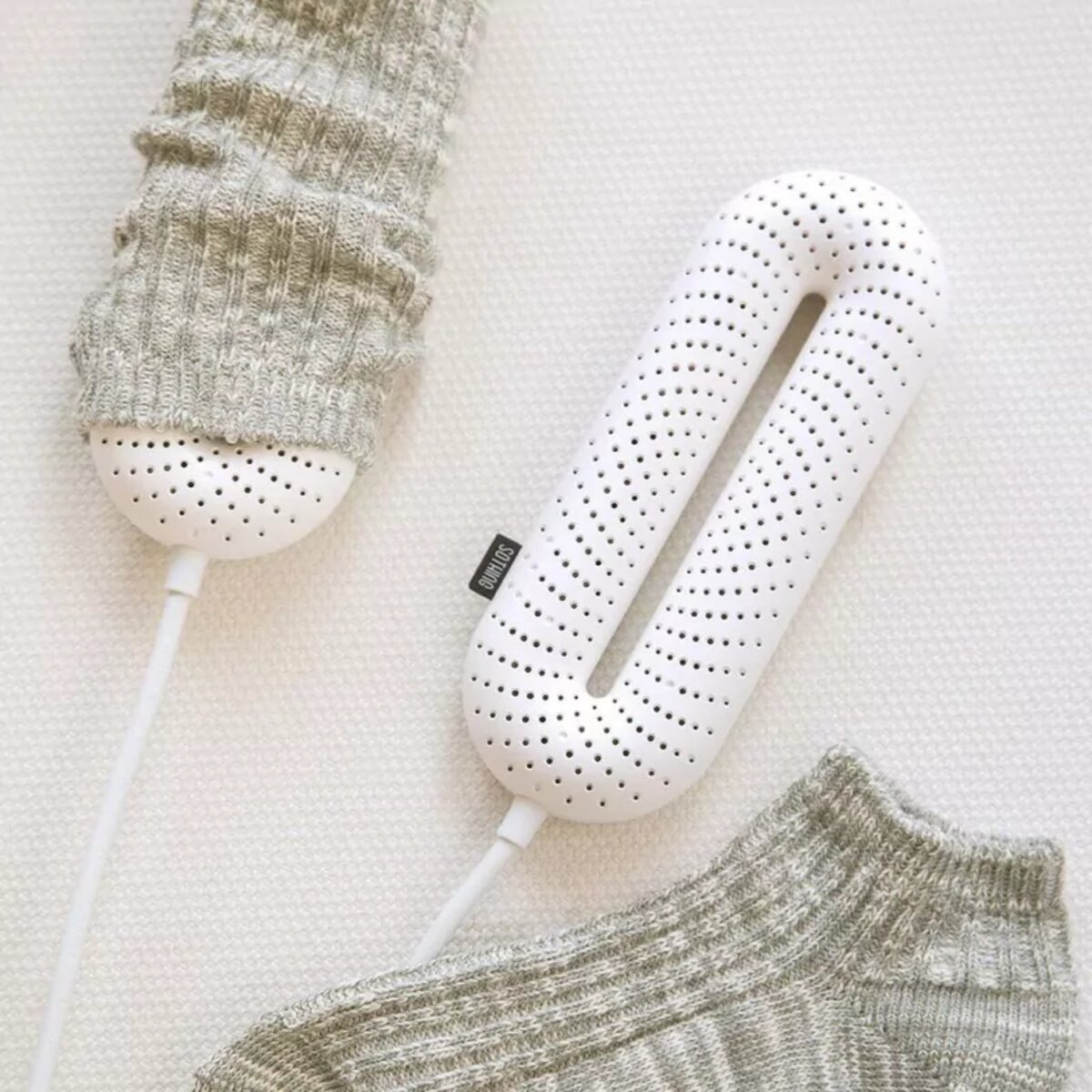 Сушарка для взуття Xiaomi Sothing Zero-Shoes White (from timer) (Китайська вилка) (DSHJ-S-1904S) Фото 4 Сушарка для взуття Xiaomi Sothing Zero-Shoes White (from timer) (Китайська вилка) (DSHJ-S-1904S) на картинке №4