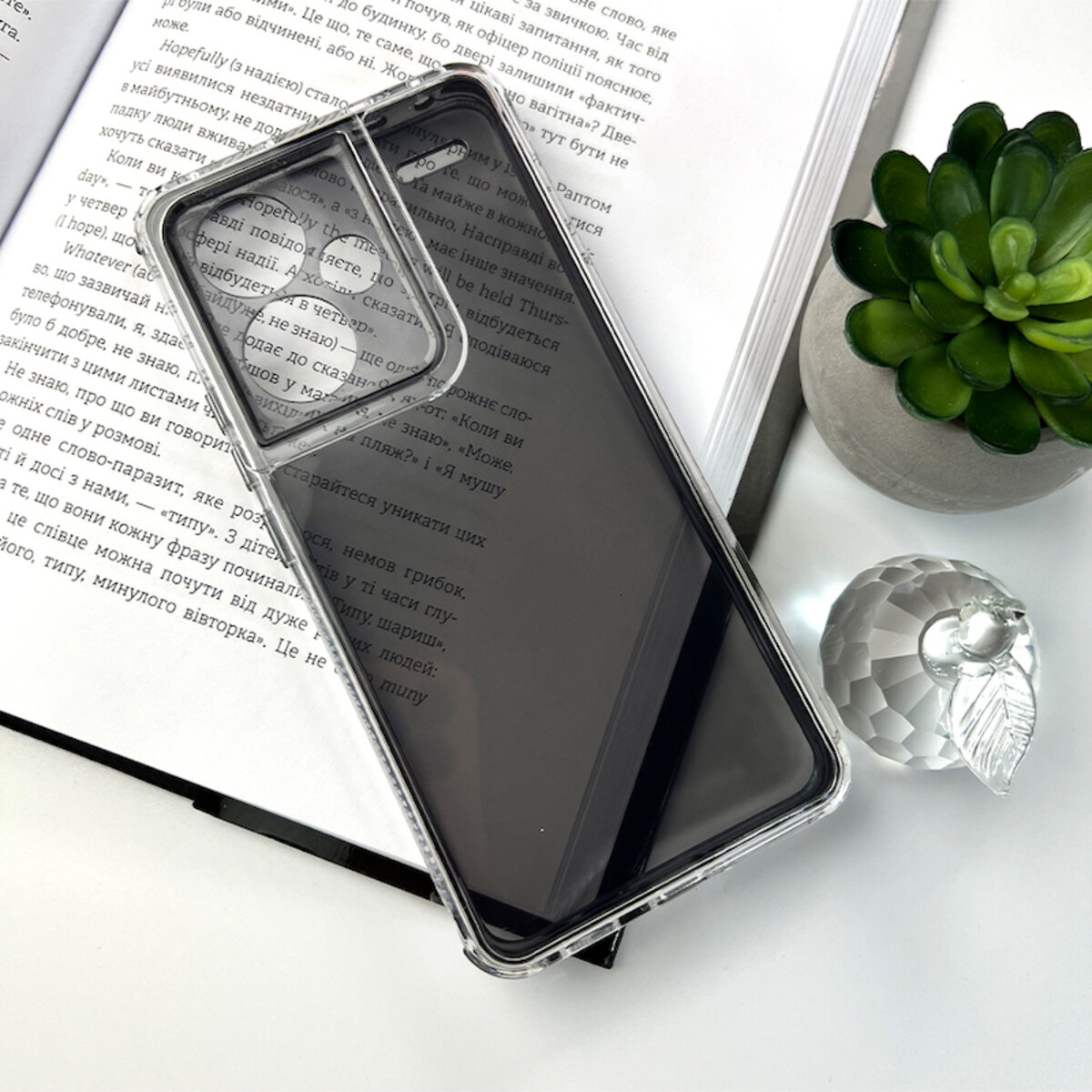 Прозрачный чехол Space III Xiaomi Redmi Note 13 Pro Plus 5G | TPU+PC с усиленными бортами (Черный) на картинке №6