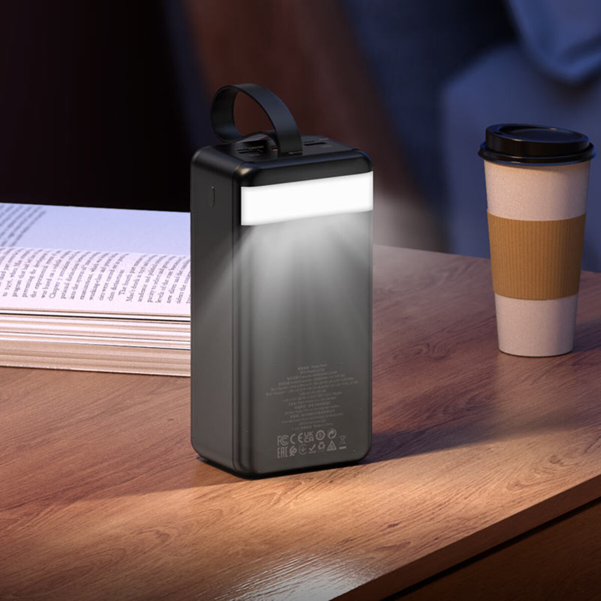 Зовнішній акумулятор HOCO J123C Element 22.5W+PD20W fully compatible power bank with digital display(60000mAh) Black на картинке №7