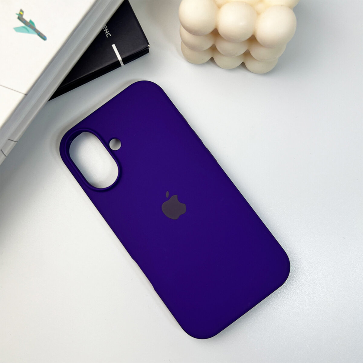 Чехол Silicone Full Case AA Open Camera Apple iPhone 16 | Микрофибра (Фиолетовый) на картинке №6