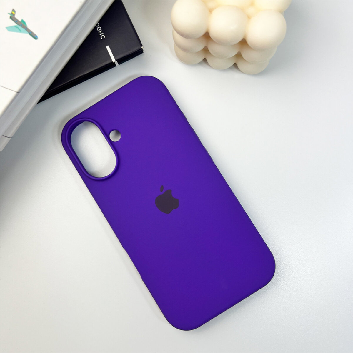 Чехол Silicone Full Case AA Open Camera Apple iPhone 16 | Микрофибра (Фиолетовый) на картинке №6