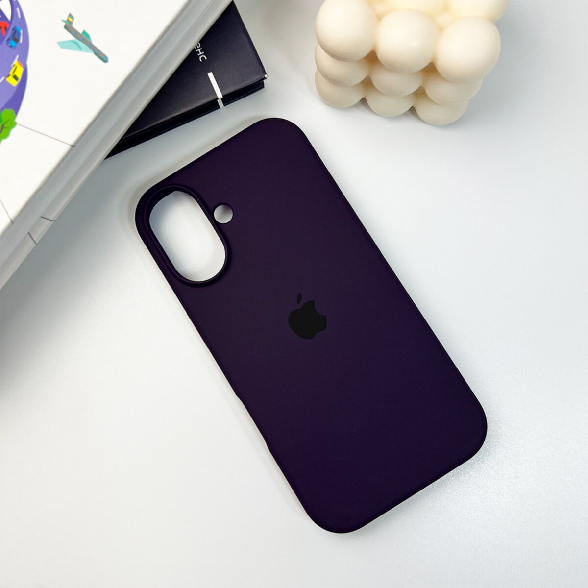 Чехол Silicone Full Case AA Open Camera Apple iPhone 16 | Микрофибра (Фиолетовый) на картинке №6