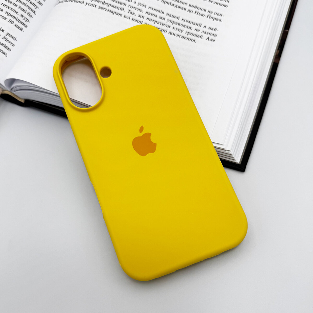 Чохол Silicone Full Case AA Open Camera Apple iPhone 16 | Мікрофібра (Canary-Yellow) на малюнкі №5