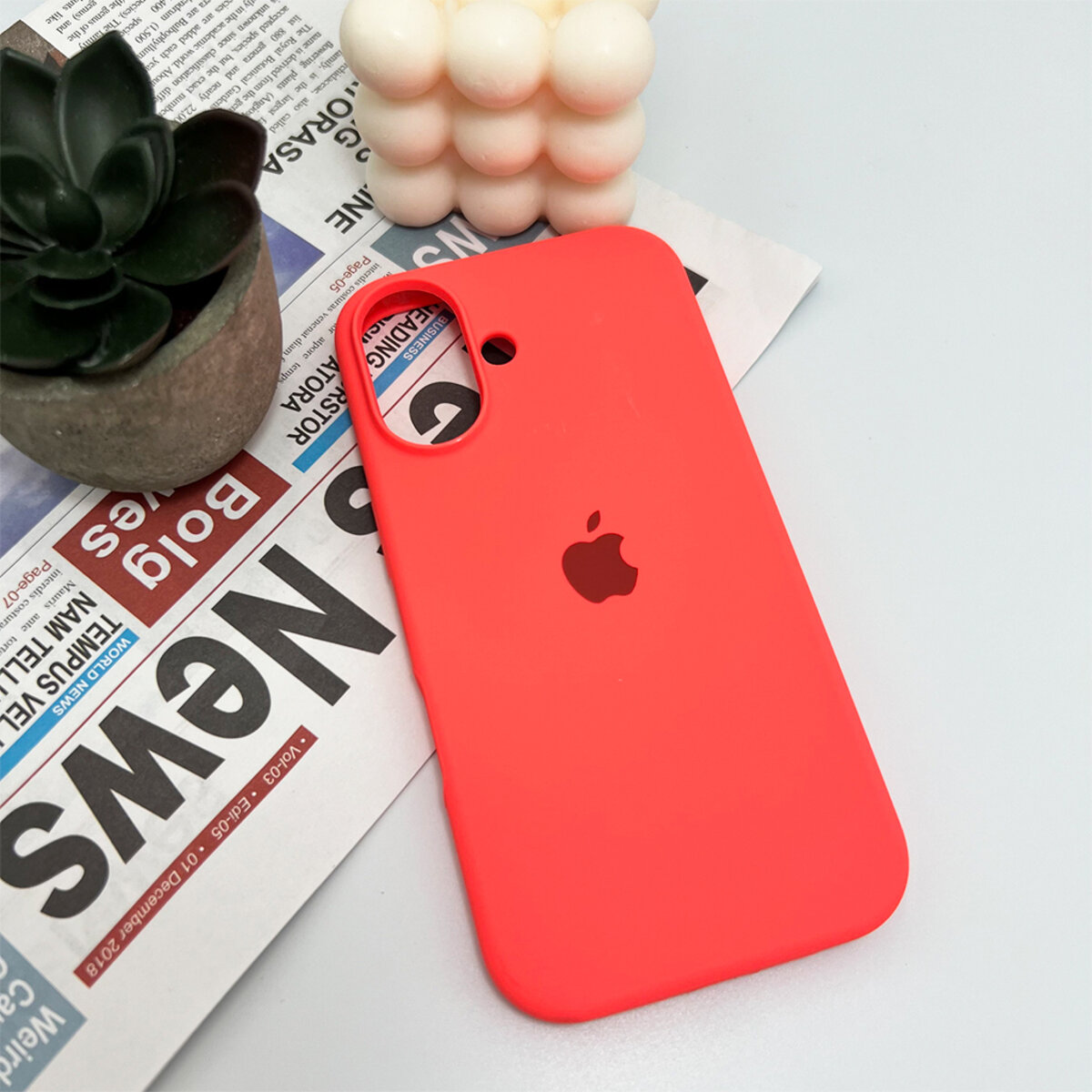 Чехол Silicone Full Case AA Open Camera Apple iPhone 16 | Микрофибра (Berry-Red) на картинке №4