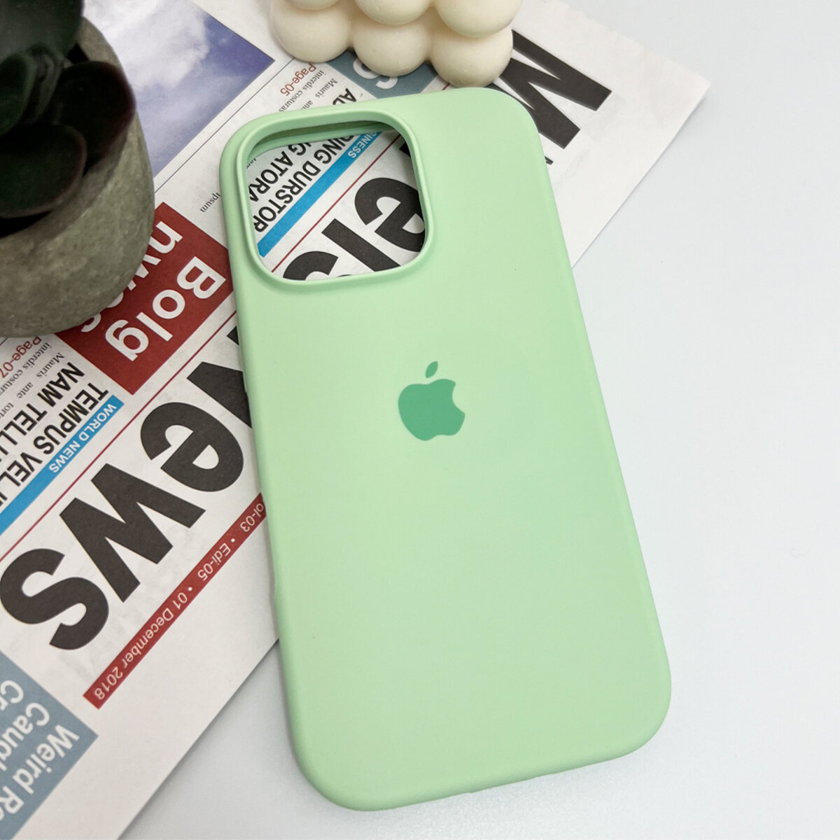 Чехол Silicone Full Case AA Open Camera Apple iPhone 16 Pro | Микрофибра (Avocado-Green) на картинке №4
