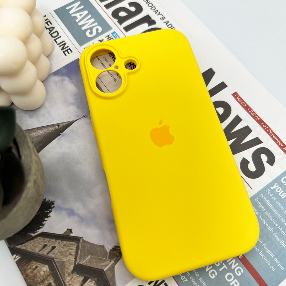 Чехол Silicone Full Case Camera Protect (AA) Apple iPhone 16 (Canary-Yellow) на картинке №4
