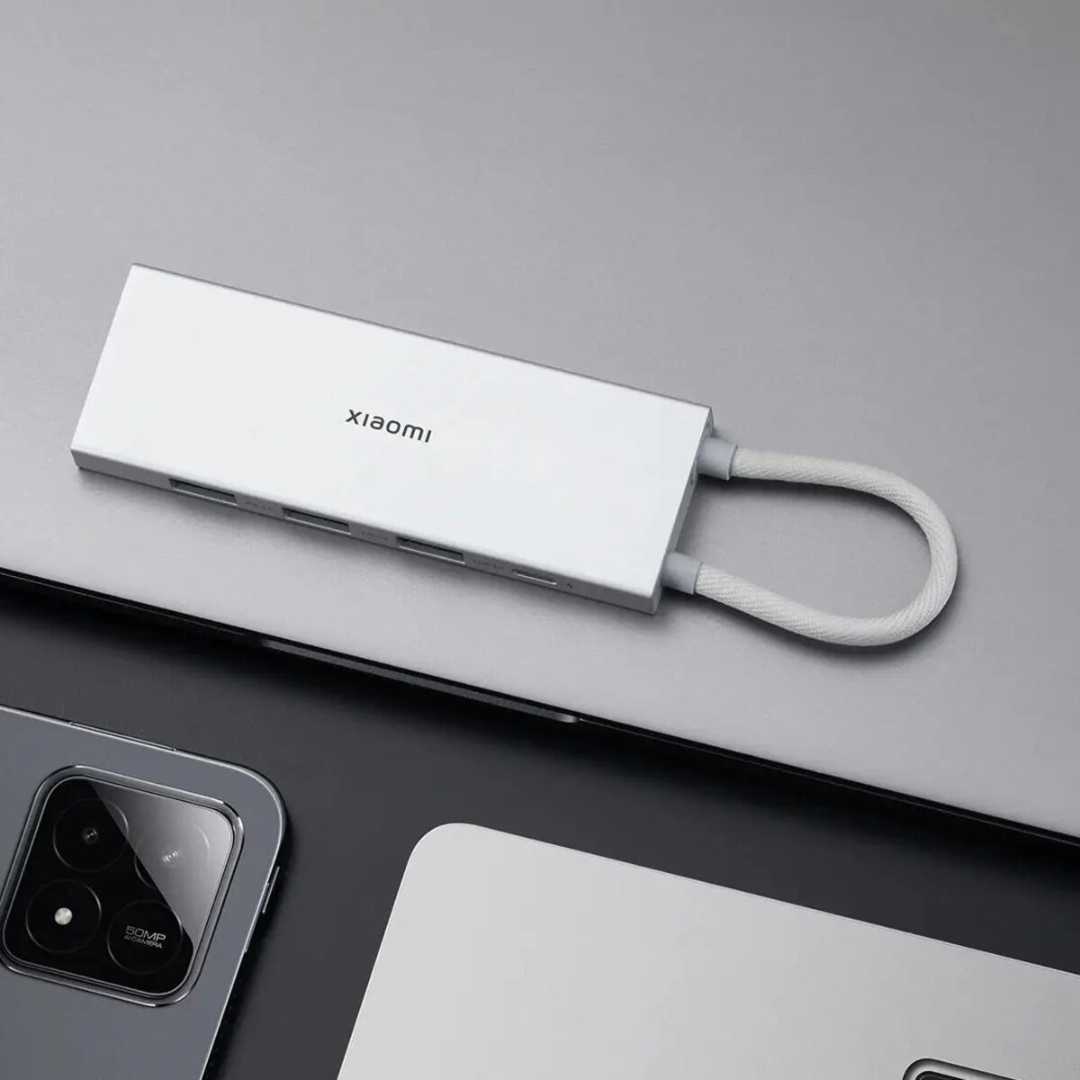 Док-станція Xiaomi Type-C 5-in-1 Docking Station GL (BHR8804GL) Фотографія №5 Док-станція Xiaomi Type-C 5-in-1 Docking Station GL (BHR8804GL) на малюнкі №5