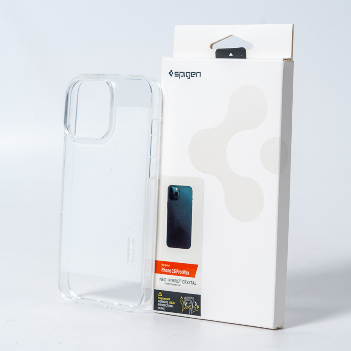 Чохол Spigen AAA Matt Clear for Apple iPhone 16 Pro Transparent (SPGCLMT16p) на картинке №1