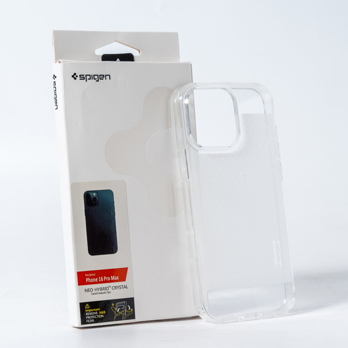 Чохол Spigen AAA Matt Clear for Apple iPhone 16 Pro Max Transparent (SPGCLMT16pm) Фотографія №3 Чохол Spigen AAA Matt Clear for Apple iPhone 16 Pro Max Transparent (SPGCLMT16pm) на малюнкі №3