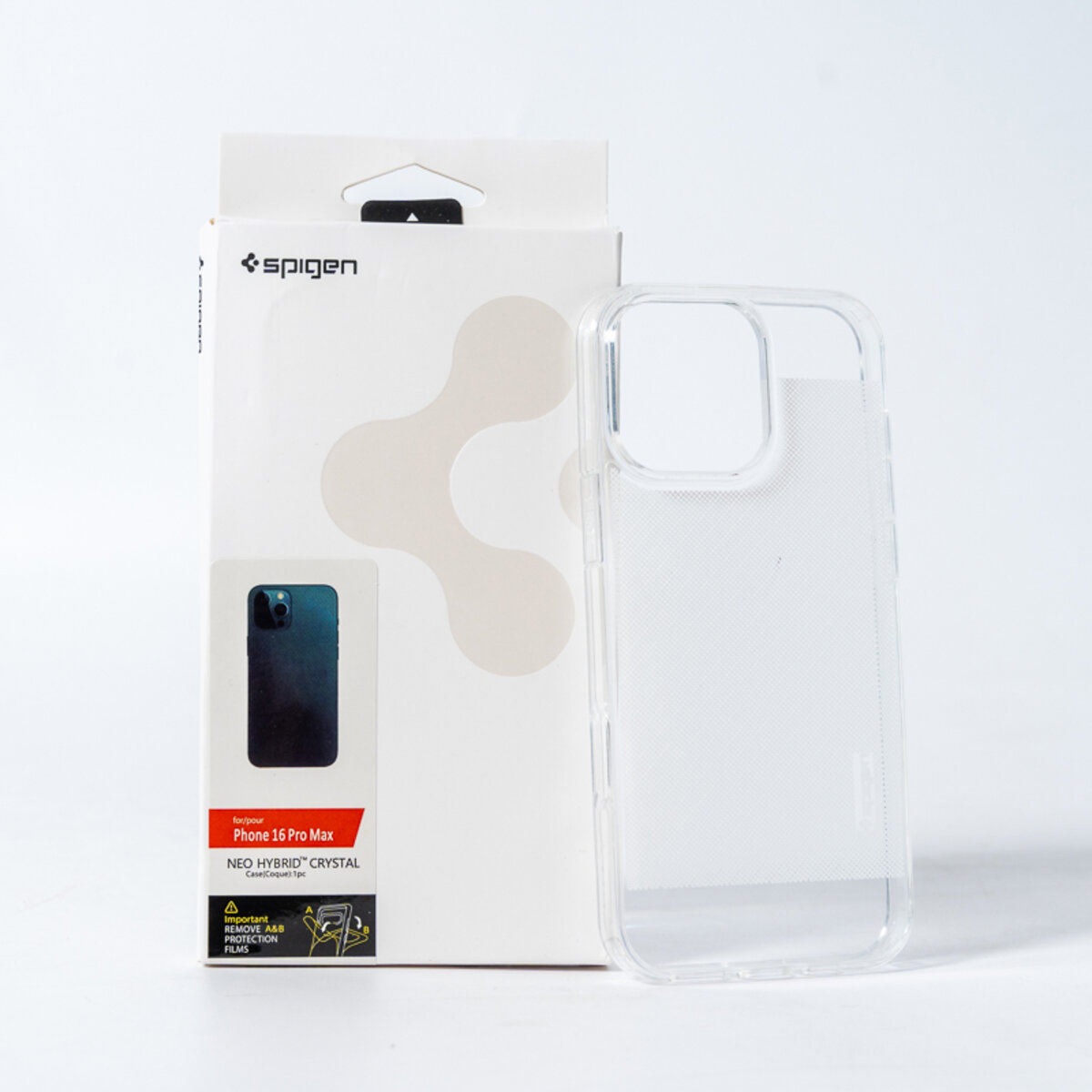 Чохол Spigen AAA Matt Clear for Apple iPhone 16 Pro Max Transparent (SPGCLMT16pm) Фотографія №2 Чохол Spigen AAA Matt Clear for Apple iPhone 16 Pro Max Transparent (SPGCLMT16pm) на малюнкі №2