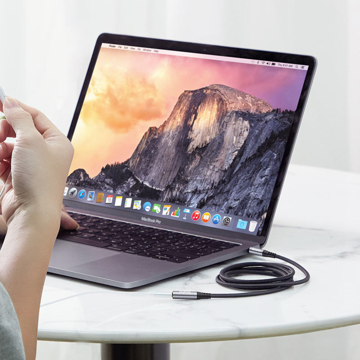 Аудiокабель HOCO UPA20 3.5 audio extension cable male to female (L=2M) Metal Gray (6931474762160) на малюнкі №7