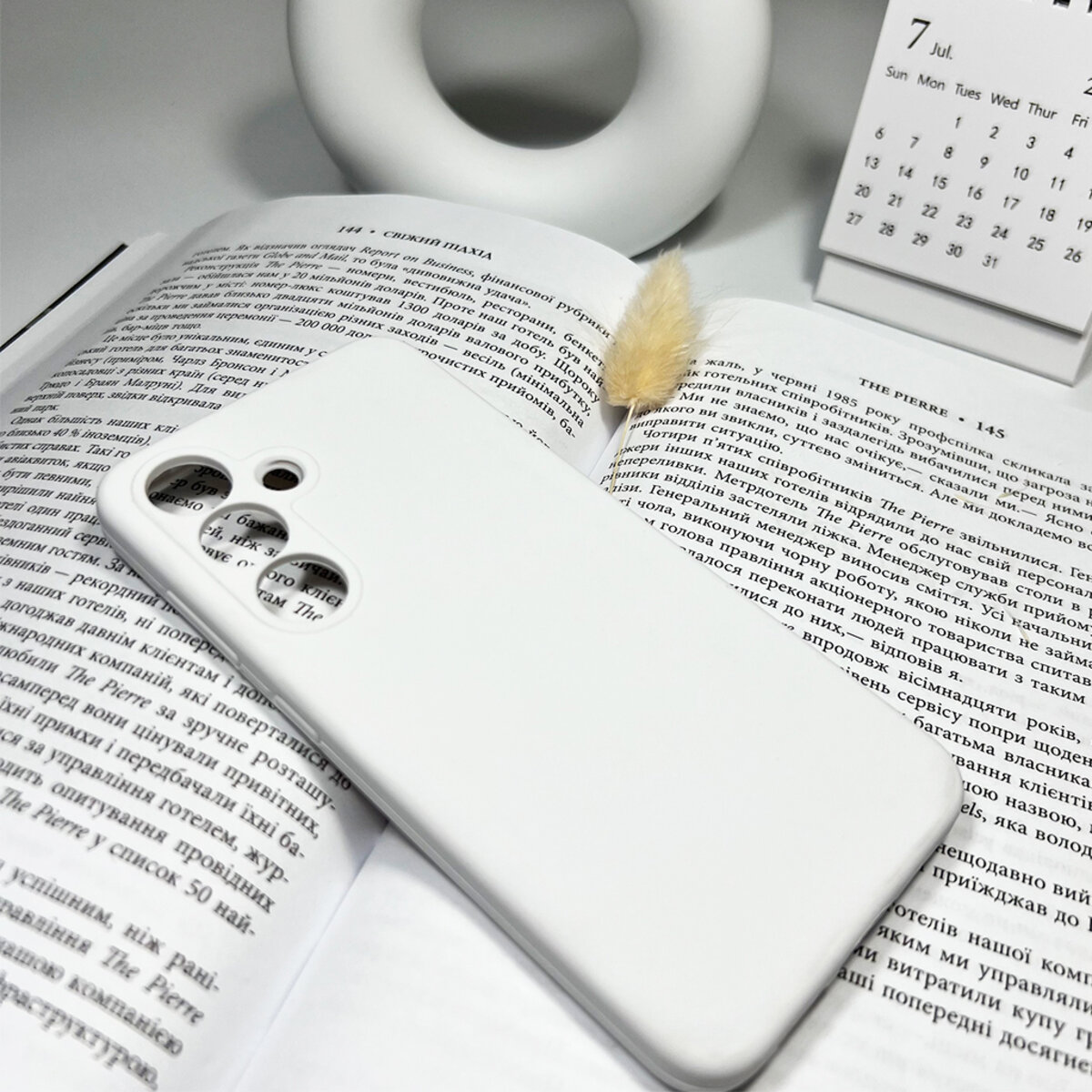 Чохол для смартфона Cosmic Silicone Case AA for Samsung Galaxy S25 White на малюнкі №4