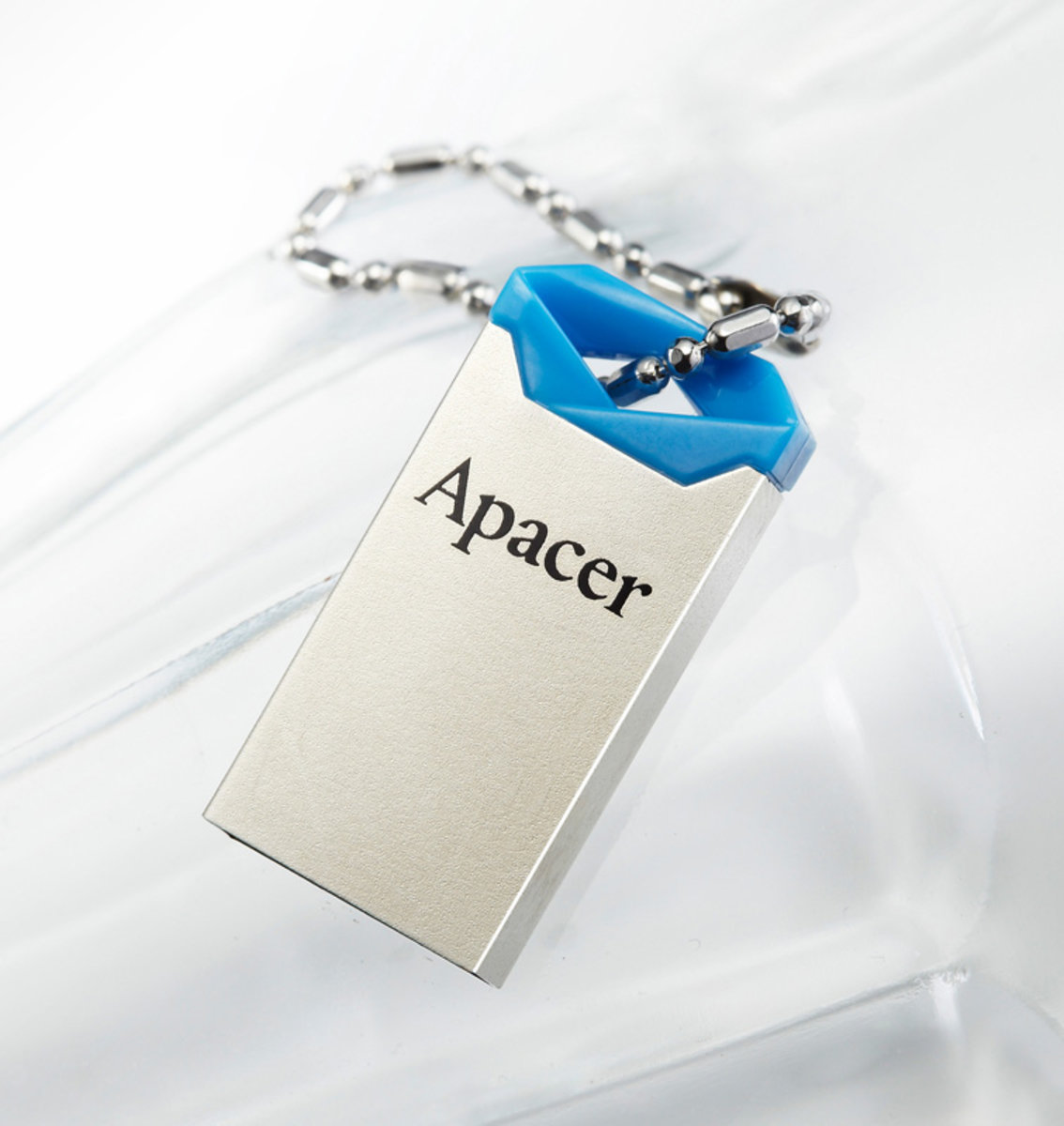 Флеш-накопичувач Apacer USB 2.0 AH111 32GB Blue (AP32GAH111U-1) Фото 4 Флеш-накопичувач Apacer USB 2.0 AH111 32GB Blue (AP32GAH111U-1) на картинке №4